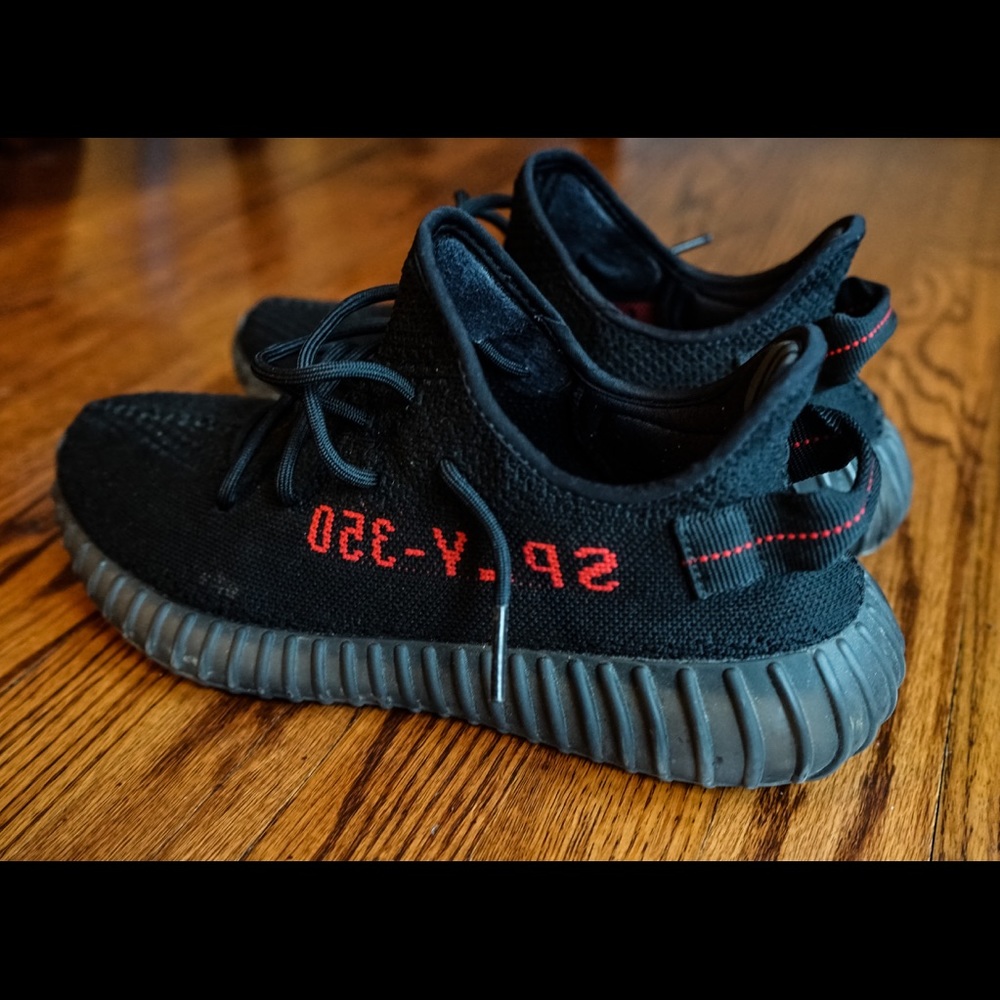 Yeezys boost 350 V2 bred